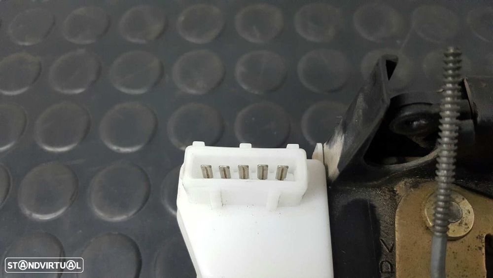 FECHADURA PORTA TRASEIRA DIREITA PEUGEOT 607 (S1) 2.0 HDI FAP CAT - 9