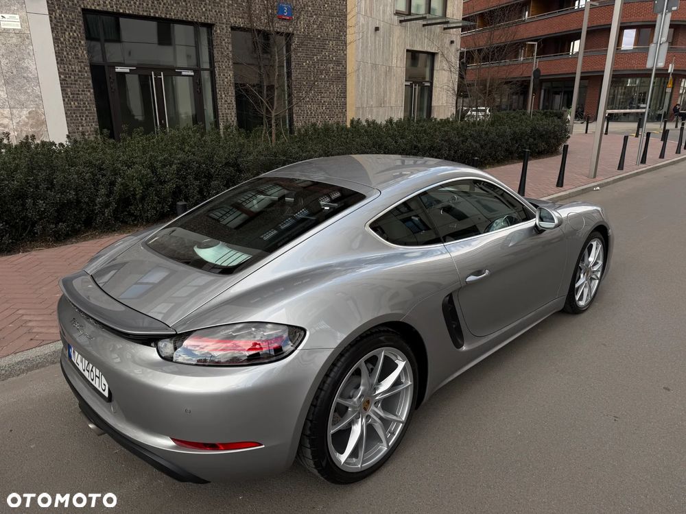 Porsche 718 Cayman - 7