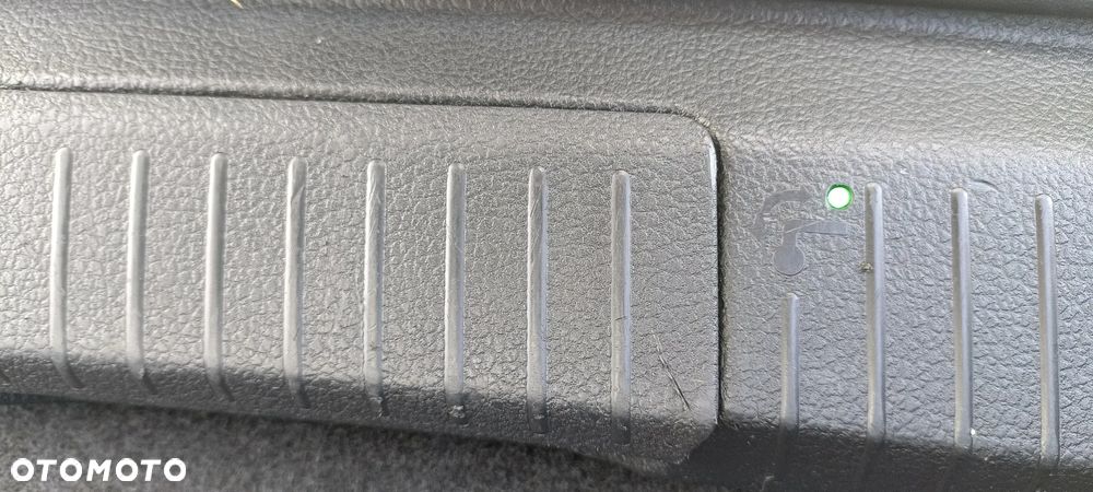 Volkswagen Golf VII 2.0 TDI BMT Highline DSG - 29