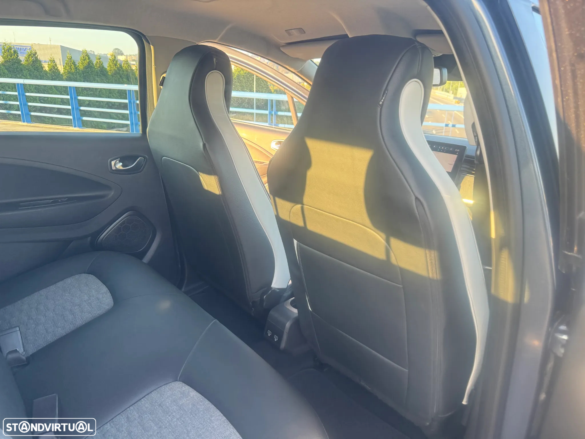 Renault Zoe (c/ Bateria) Z.E. 50 INTENS - 22