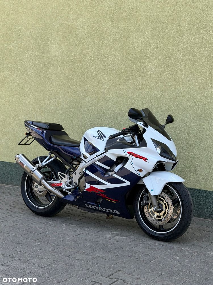 Honda CBR - 1
