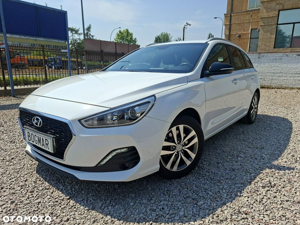 Hyundai i30 1.4 T-GDI GO Plus - 12