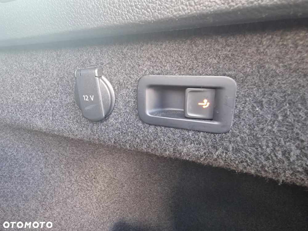 Volkswagen Passat - 24