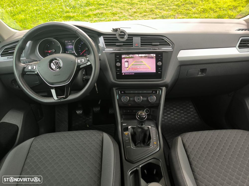 VW Tiguan 1.6 TDI Confortline - 15
