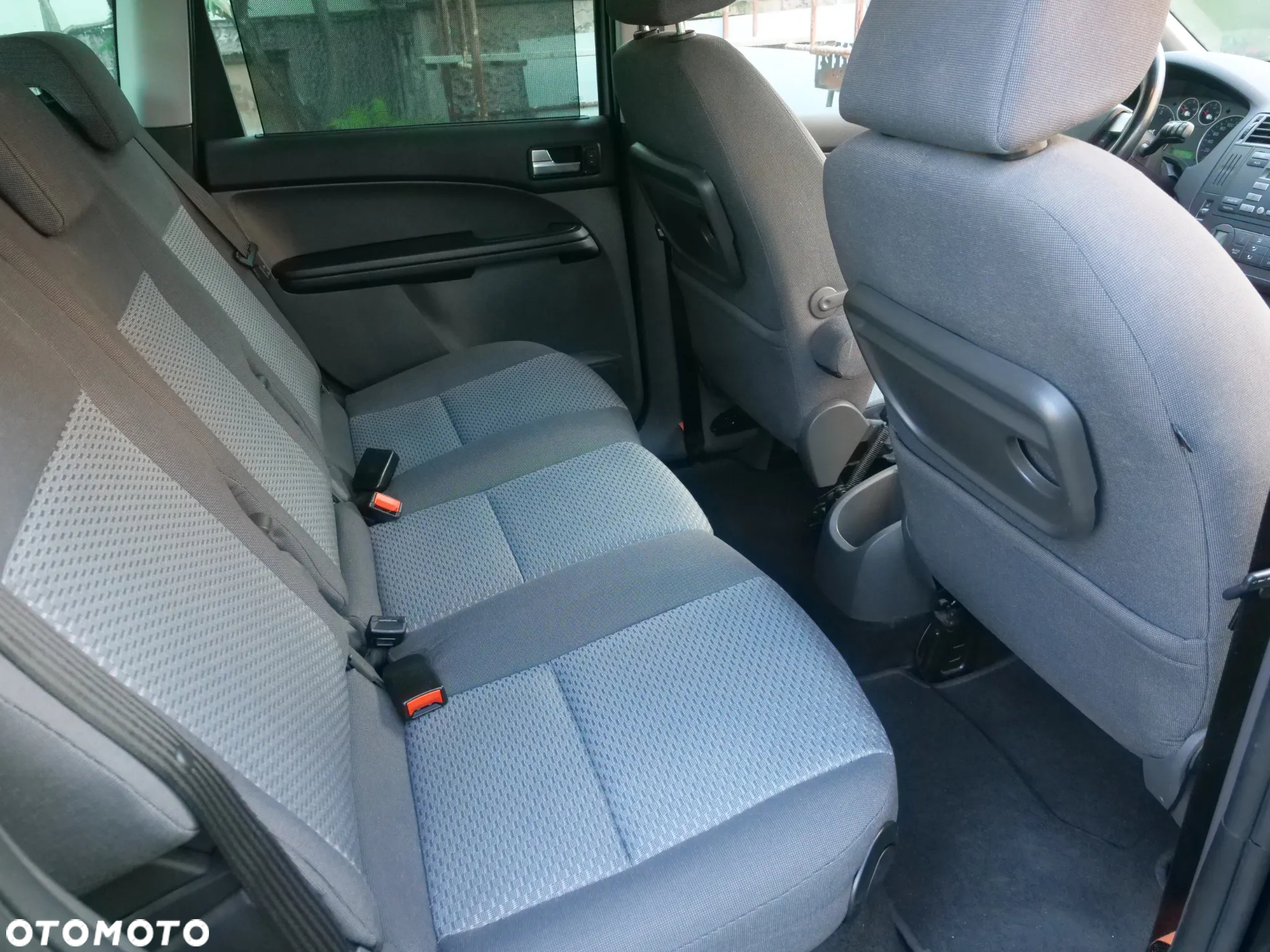 Ford Focus C-Max - 19