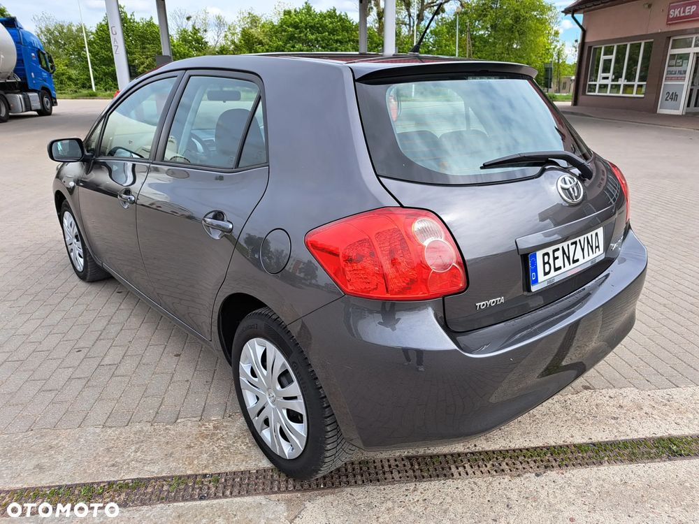 Toyota Auris 1.4 VVT-i Sol - 9