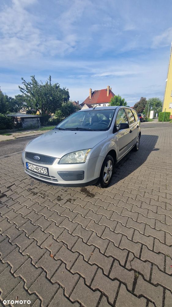 Ford Focus 1.6 Ghia - 6