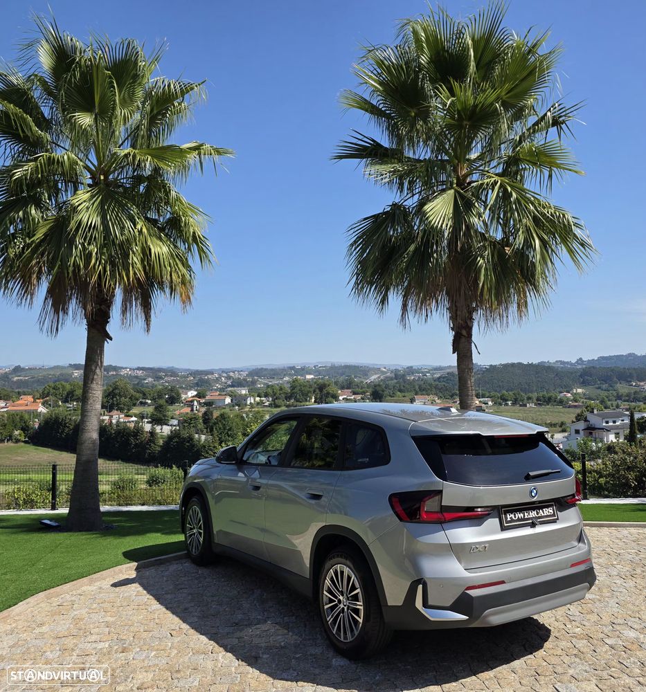 BMW iX1 xDrive30 M Sport Pack - 6
