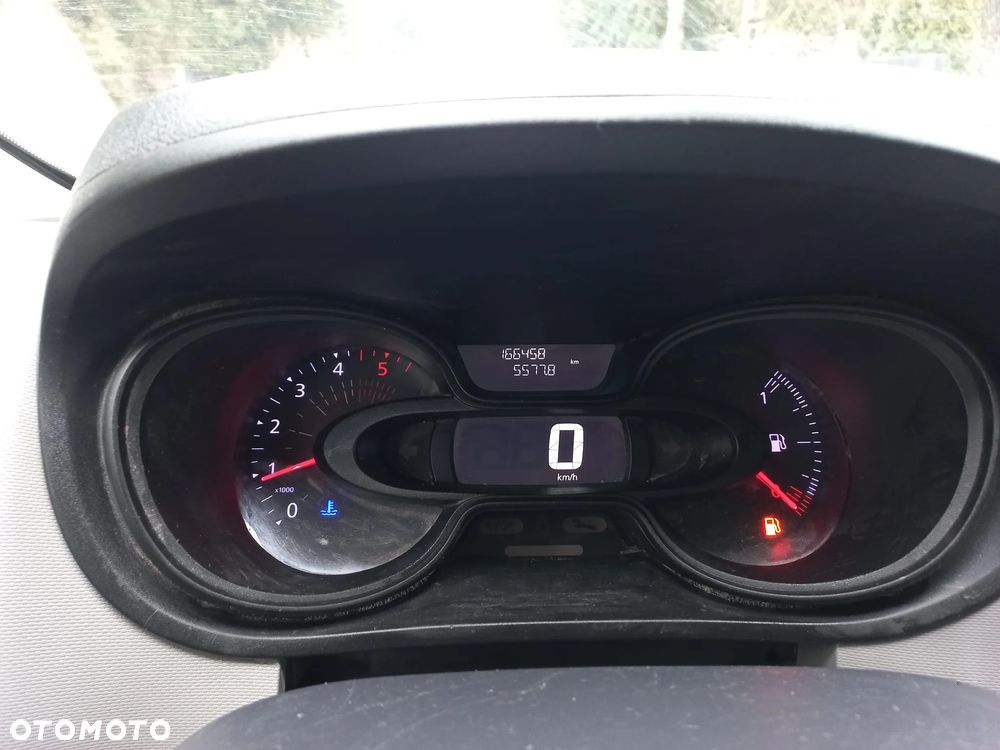 Renault Trafic 1.6 dCi - 10