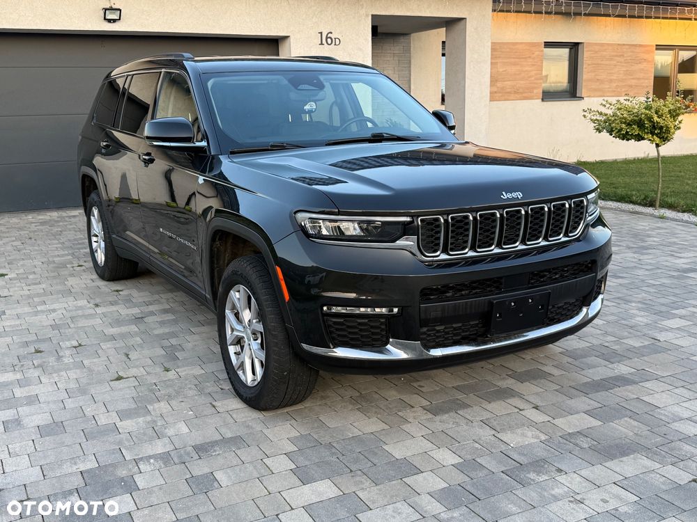 Jeep Grand Cherokee - 33