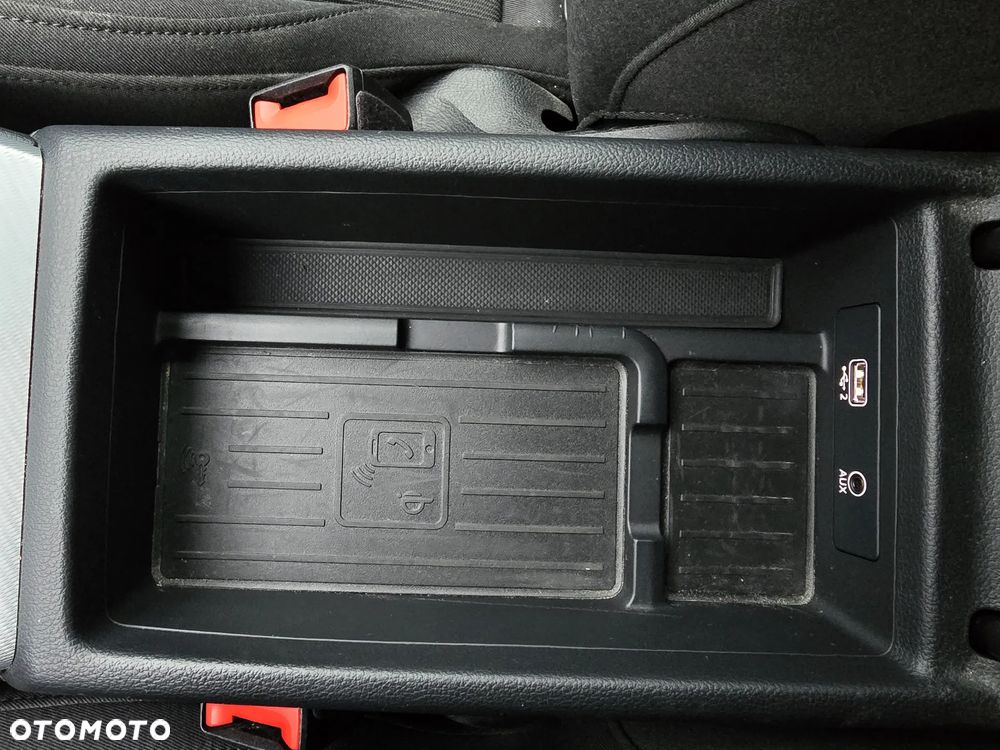 Audi A4 Avant 40 TDI S tronic sport - 33