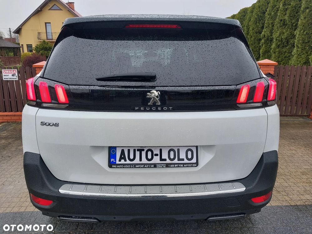 Peugeot 5008 - 5