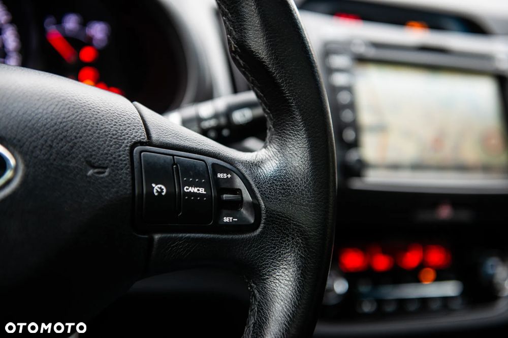 Kia Sportage 2.0 CVVT 2WD Vision - 40