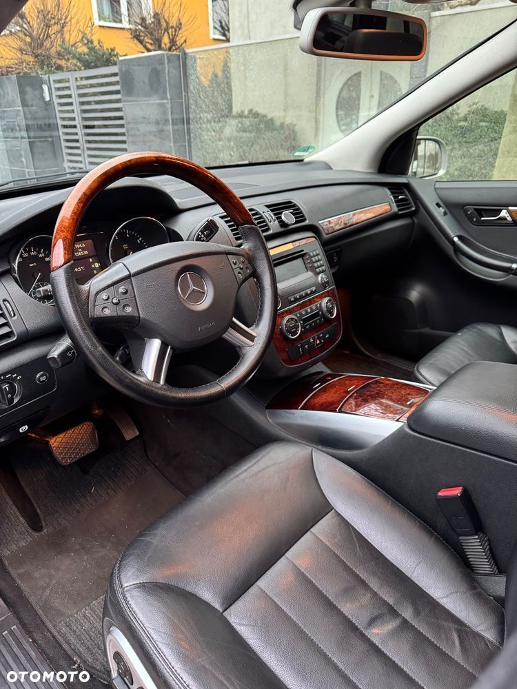 Mercedes-Benz Klasa R 350 4Matic 7G-TRONIC - 16