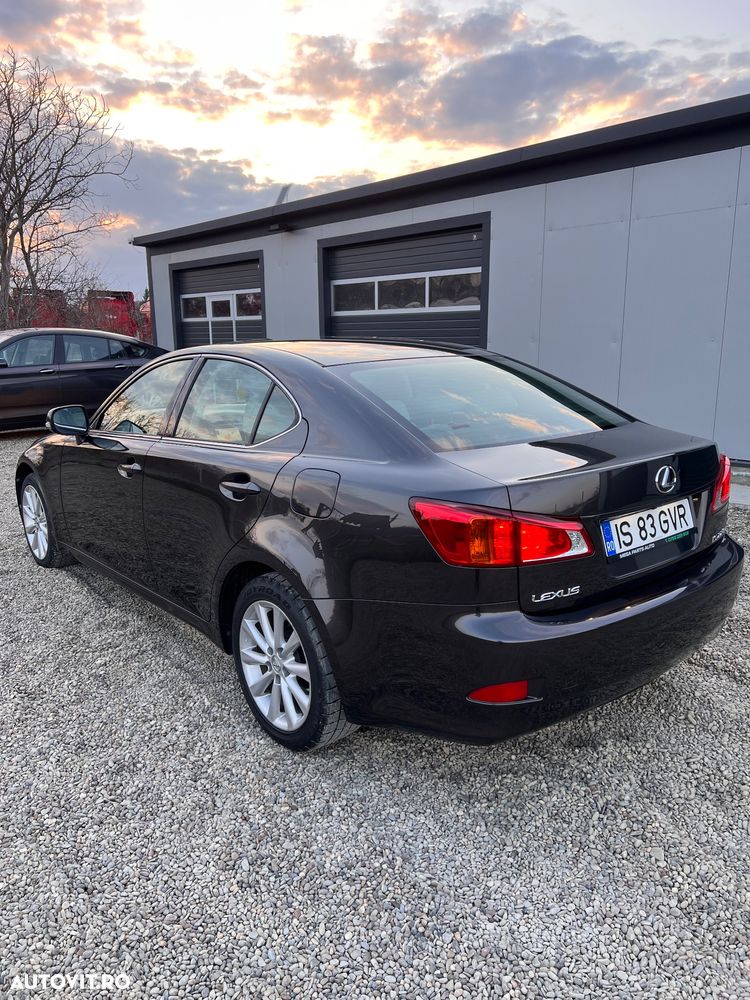 Lexus Seria IS 220d Luxury Line - 4