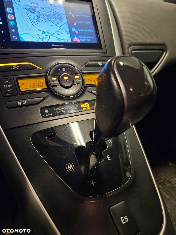 Toyota Auris 1.6 Premium MS - 1