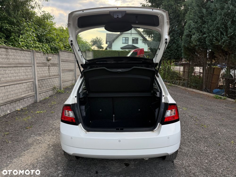 Skoda Fabia 1.0 TSI Style Color - 26