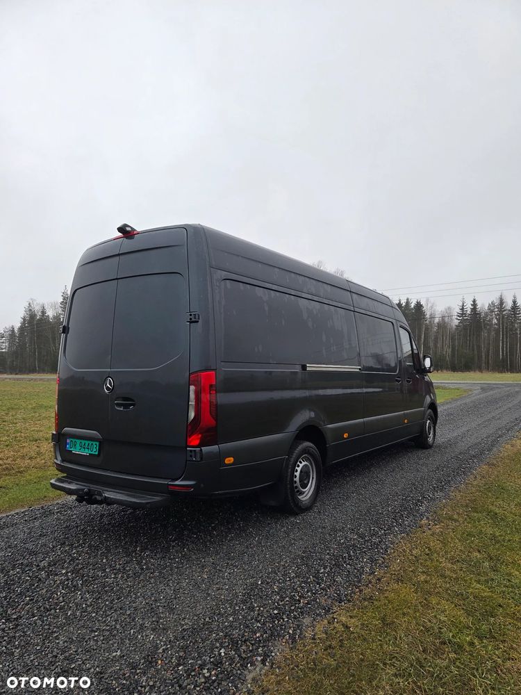 Mercedes-Benz Sprinter 319 - 5