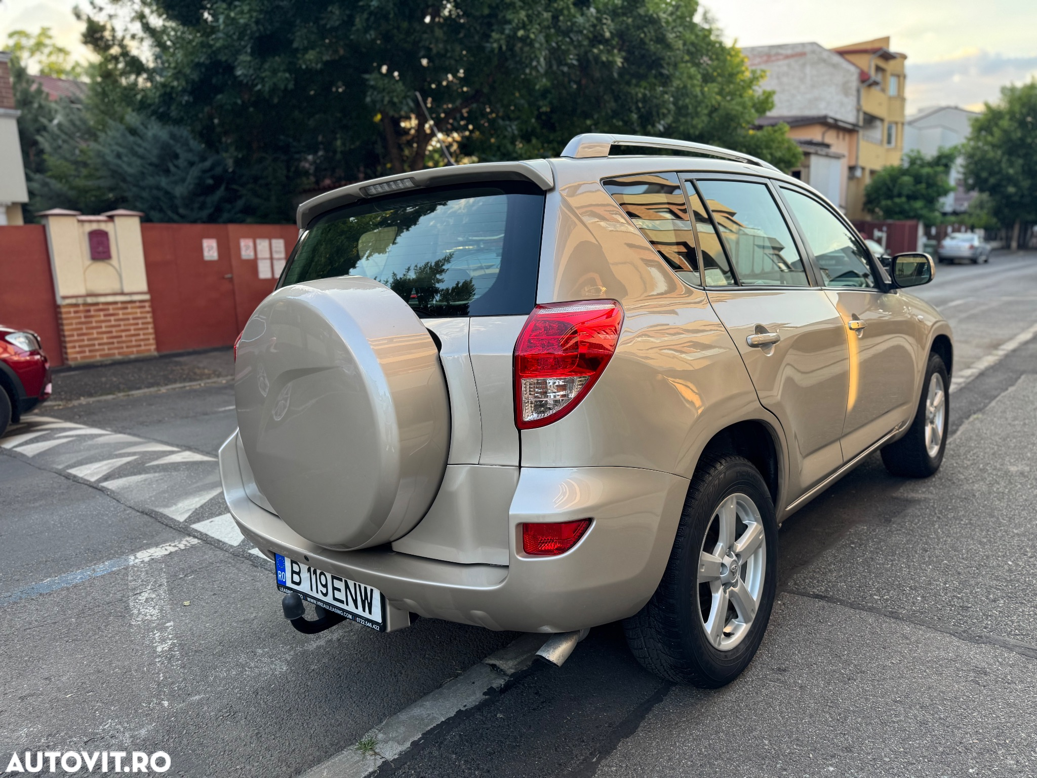 Toyota RAV4 - 3