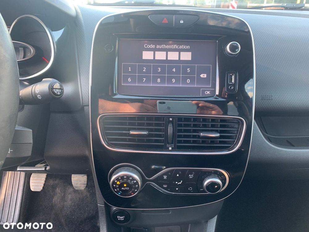 Renault Clio ENERGY TCe 120 LIMITED 2018 - 26