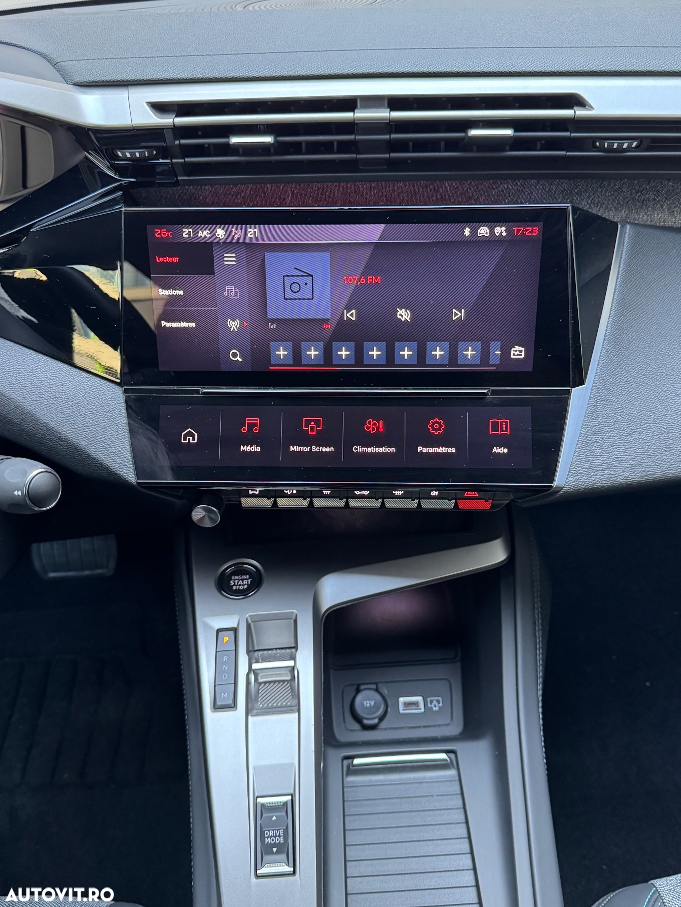Peugeot 308 1.2L PureTech 130 S&S EAT8 Allure - 30