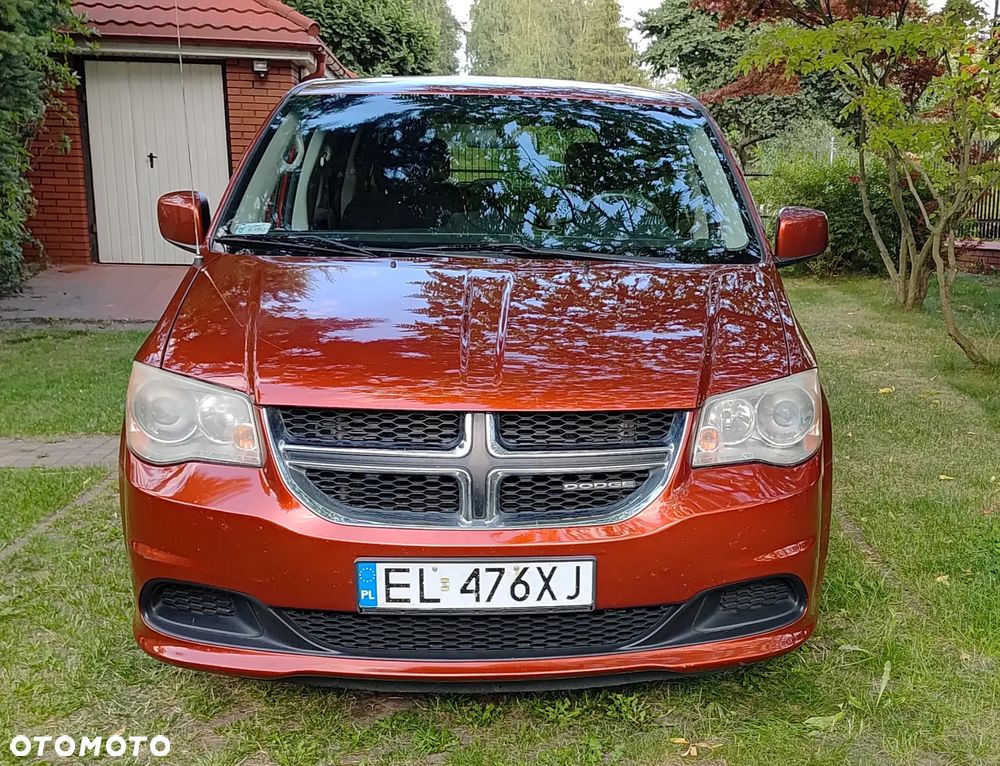 Dodge Grand Caravan - 9