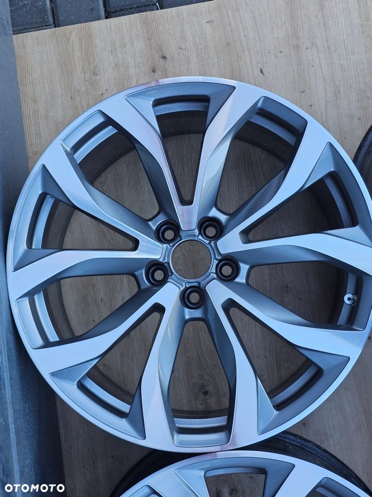 FELGI ALUMINIOWE KOŁA AUDI R 20 5X112 ET45 8.5J 66.5 mm PO RENOWACJI - 4