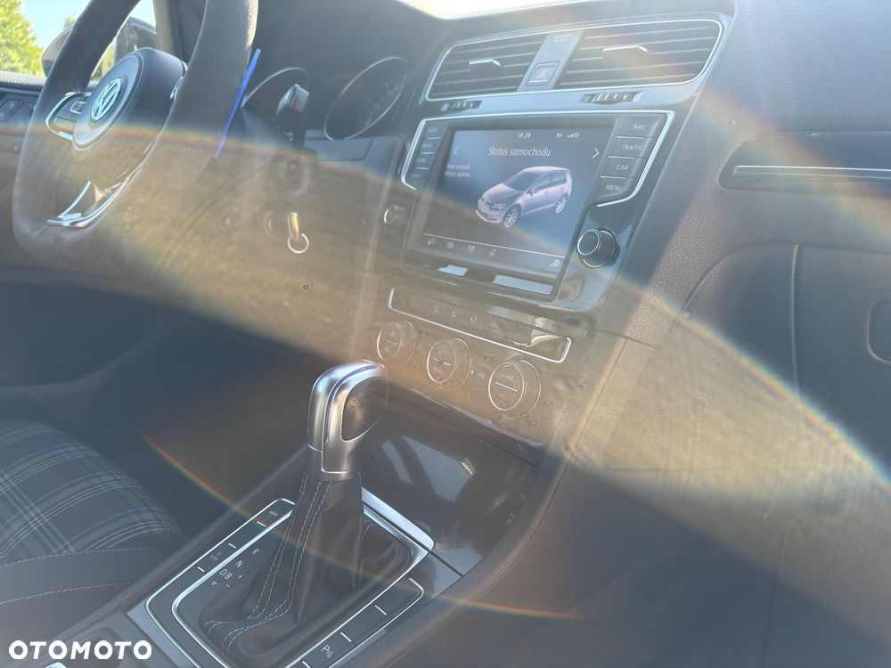 Volkswagen Golf 1.4 GTE Plug-In-Hybrid DSG - 24