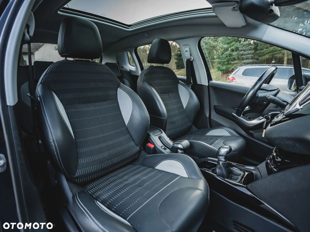 Peugeot 2008 PureTech 110 Stop&Start Allure - 26