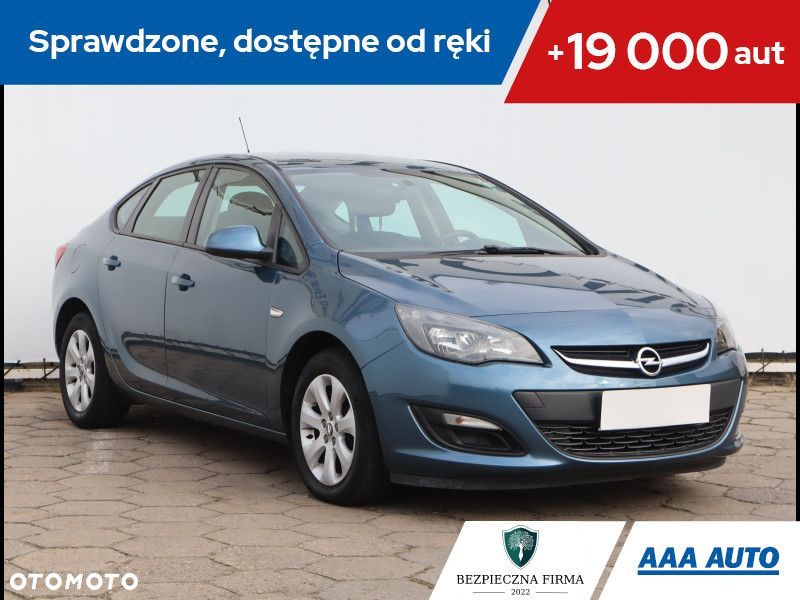 Opel Astra - 1