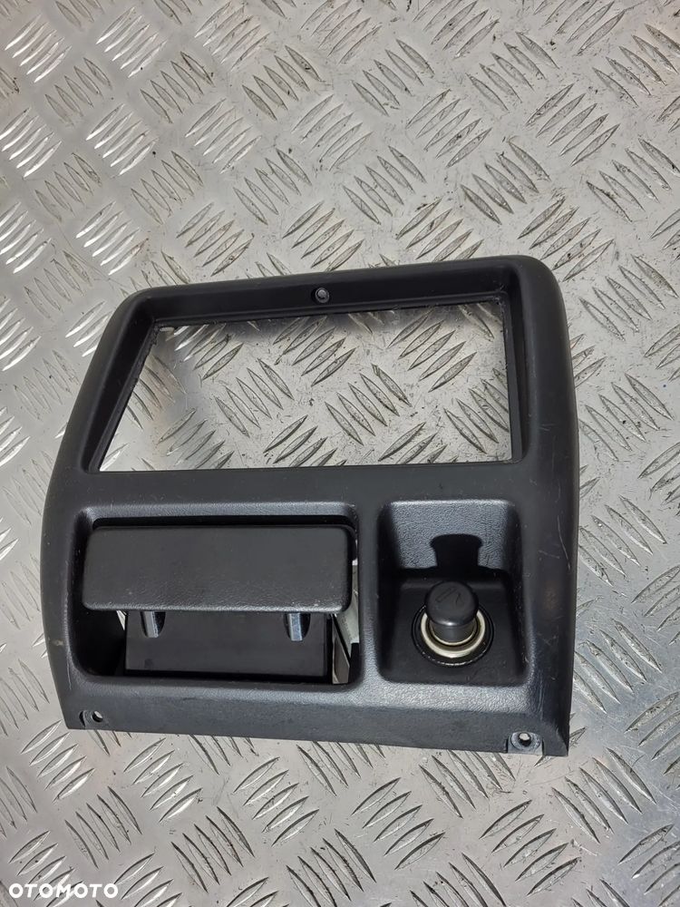 Suzuki Jimny Ramka Radia - 1