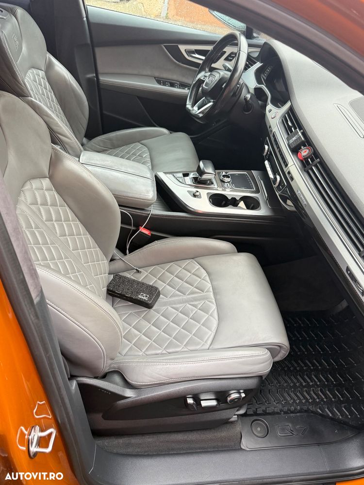 Audi SQ7 - 8