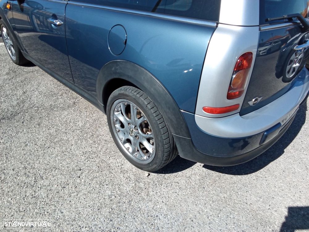 MINI Clubman Cooper D - 8