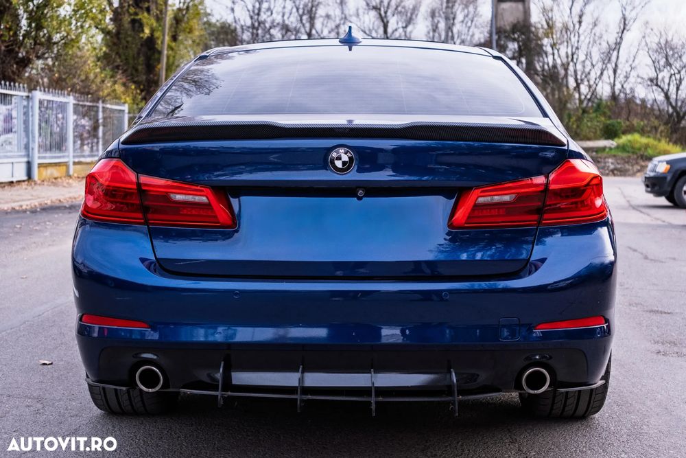 BMW Seria 5 520d Aut. Luxury Line - 7