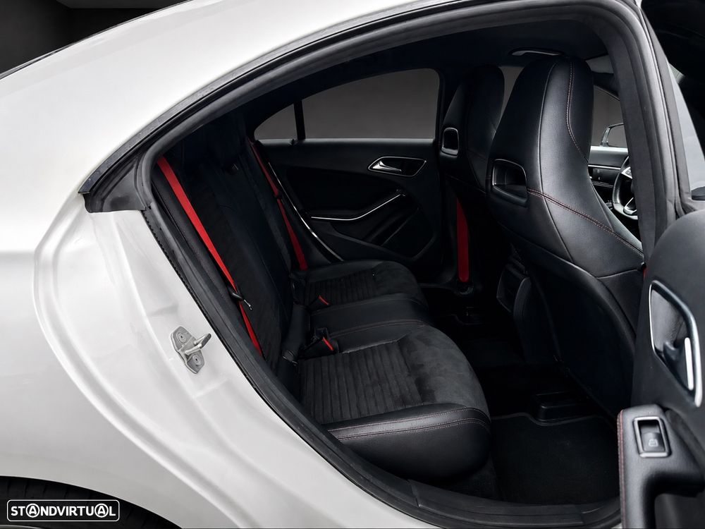 Mercedes-Benz CLA 250 Sport Aut. - 12