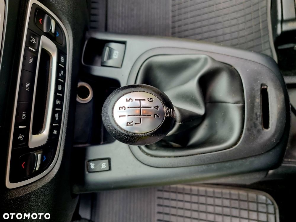 Renault Grand Scenic - 22