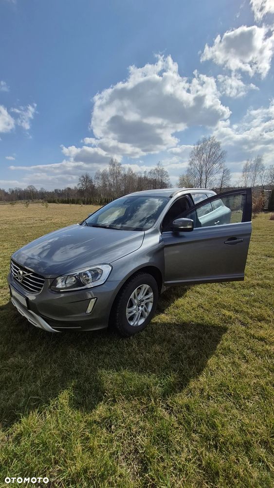 Volvo XC 60 - 4