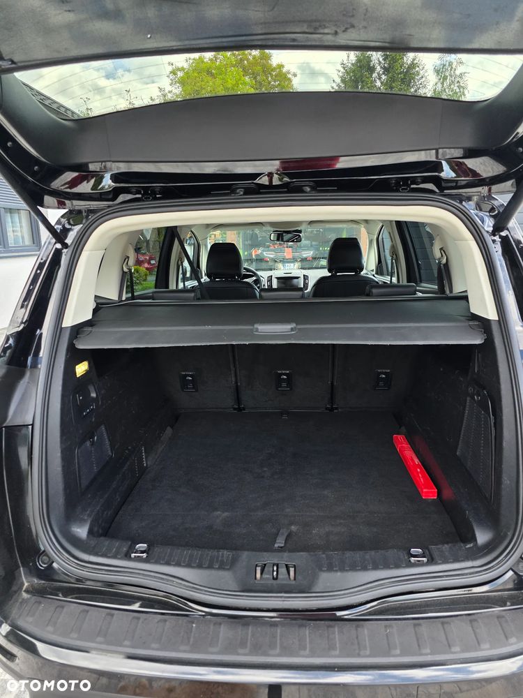 Ford S-Max - 10