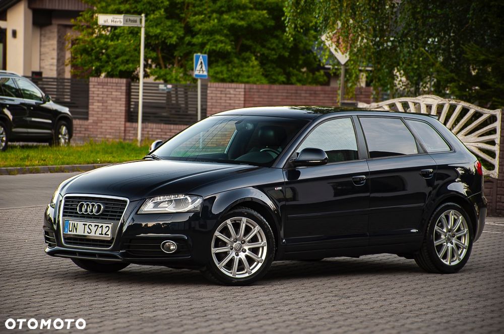Audi A3 Sportback 1.8 TFSI S line Sportpaket - 19