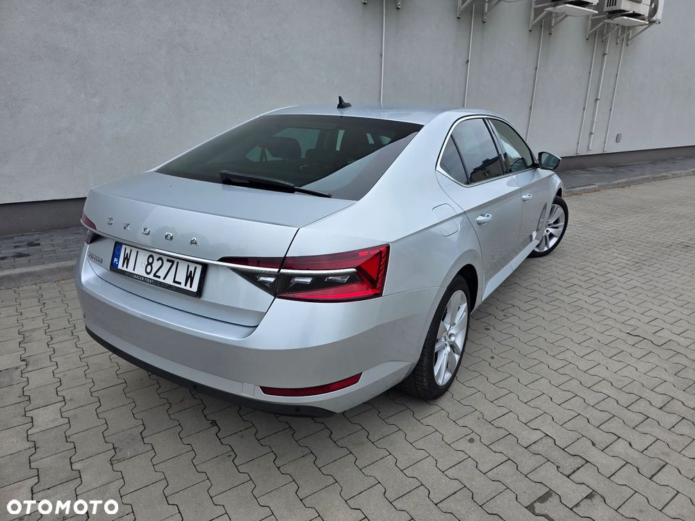 Skoda Superb 2.0 TSI L&K DSG - 4