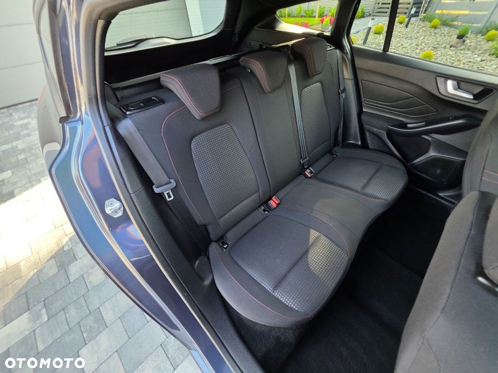 Ford Focus - 22