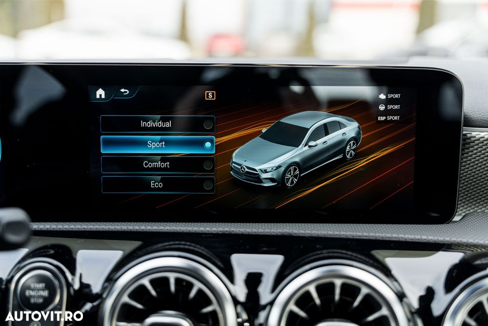 Mercedes-Benz A 180 7G-DCT Progressive Advanced - 32