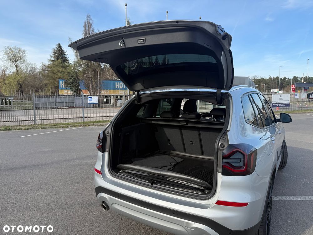 BMW X3 xDrive20i sport - 14