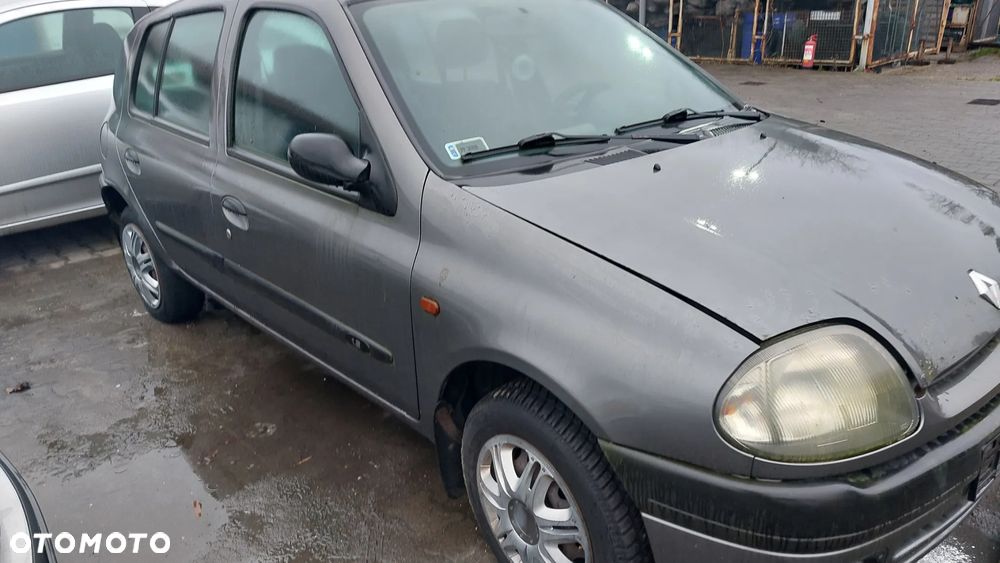 Renault Clio II 2002r. 1,2 benzyna na części fotel szyba lusterko klapa błotnik alternator rozrusznik itp - 2