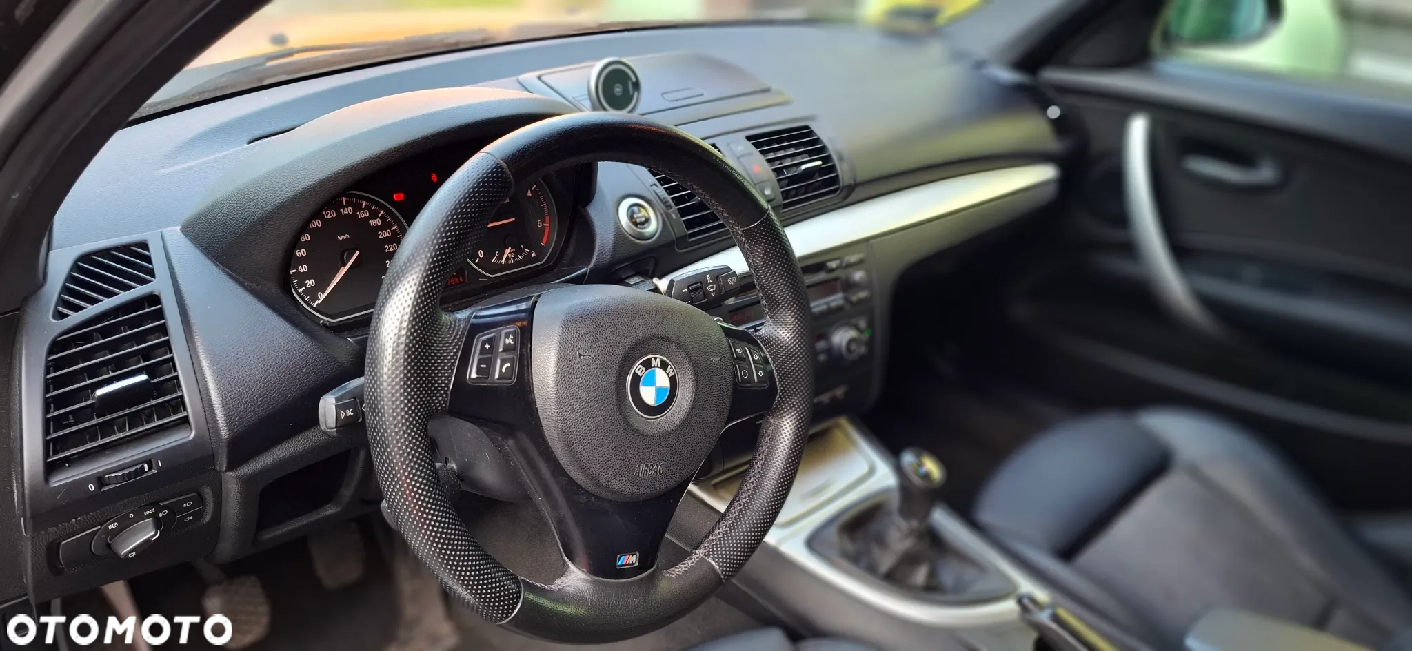 BMW Seria 1 120d - 21