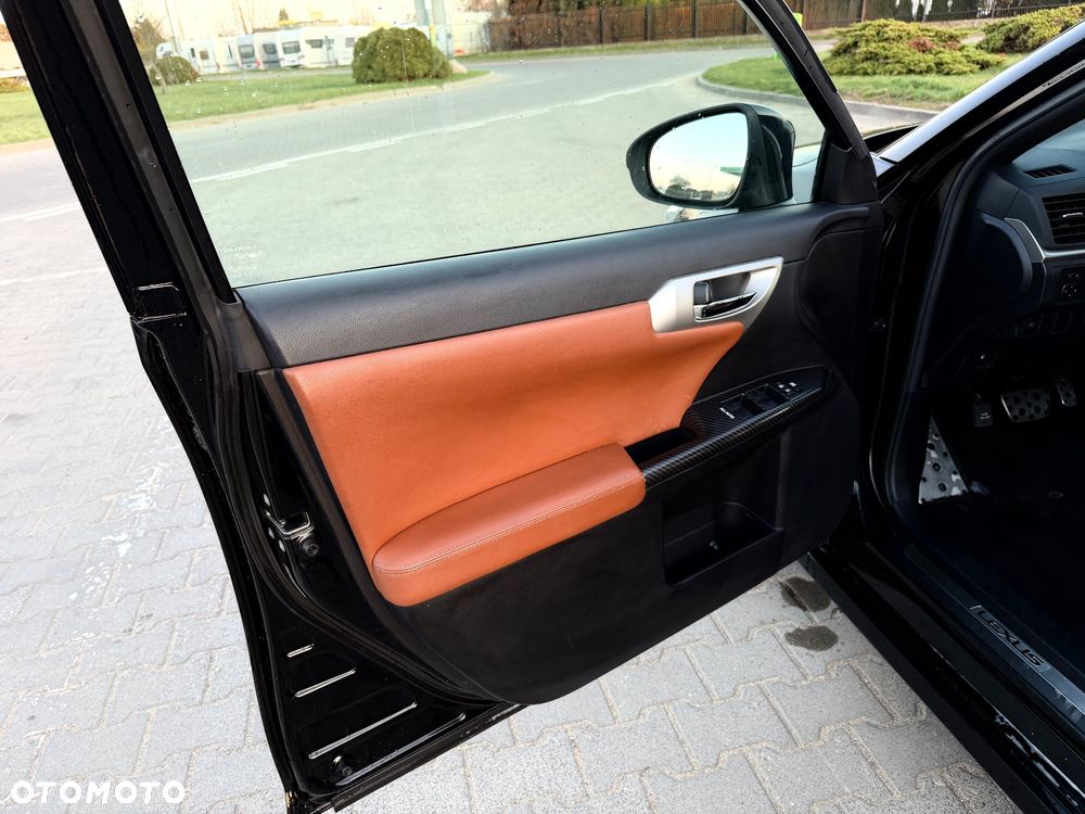 Lexus CT 200h F Sport - 10