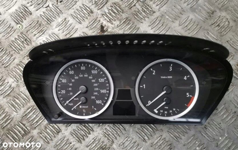 BMW E64 E63 LICZNIK ZEGARY 6945643 BENZYNA - 1