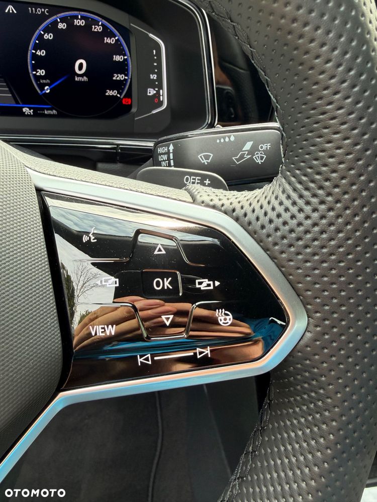 Volkswagen T-Roc 1.5 TSI R-Line DSG - 29