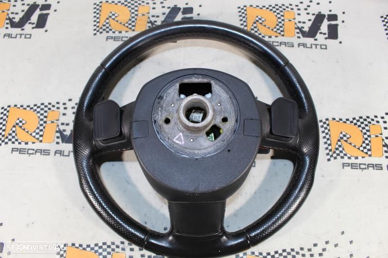 Volante Audi A4 (8K2, B8)  Volante Audi A3 8P / A4 B6 B7 B8 / A5 8T / - 8