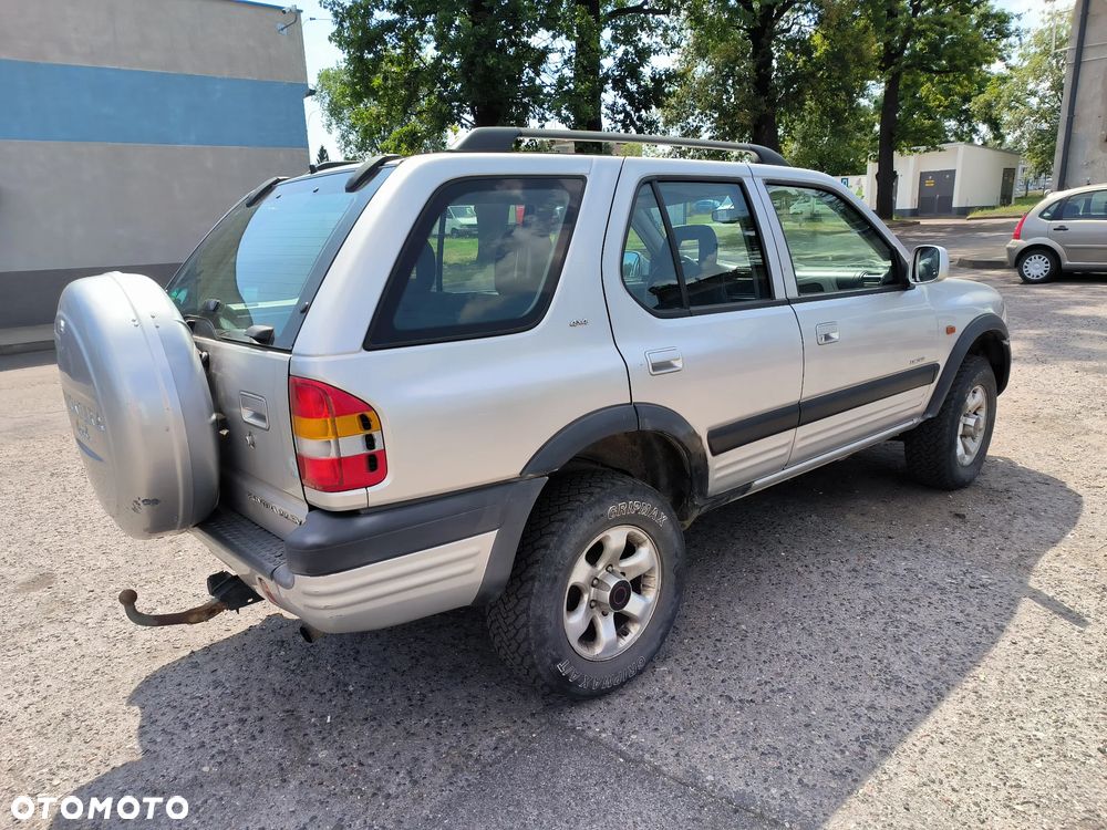 Opel Frontera 2.2 16V - 6